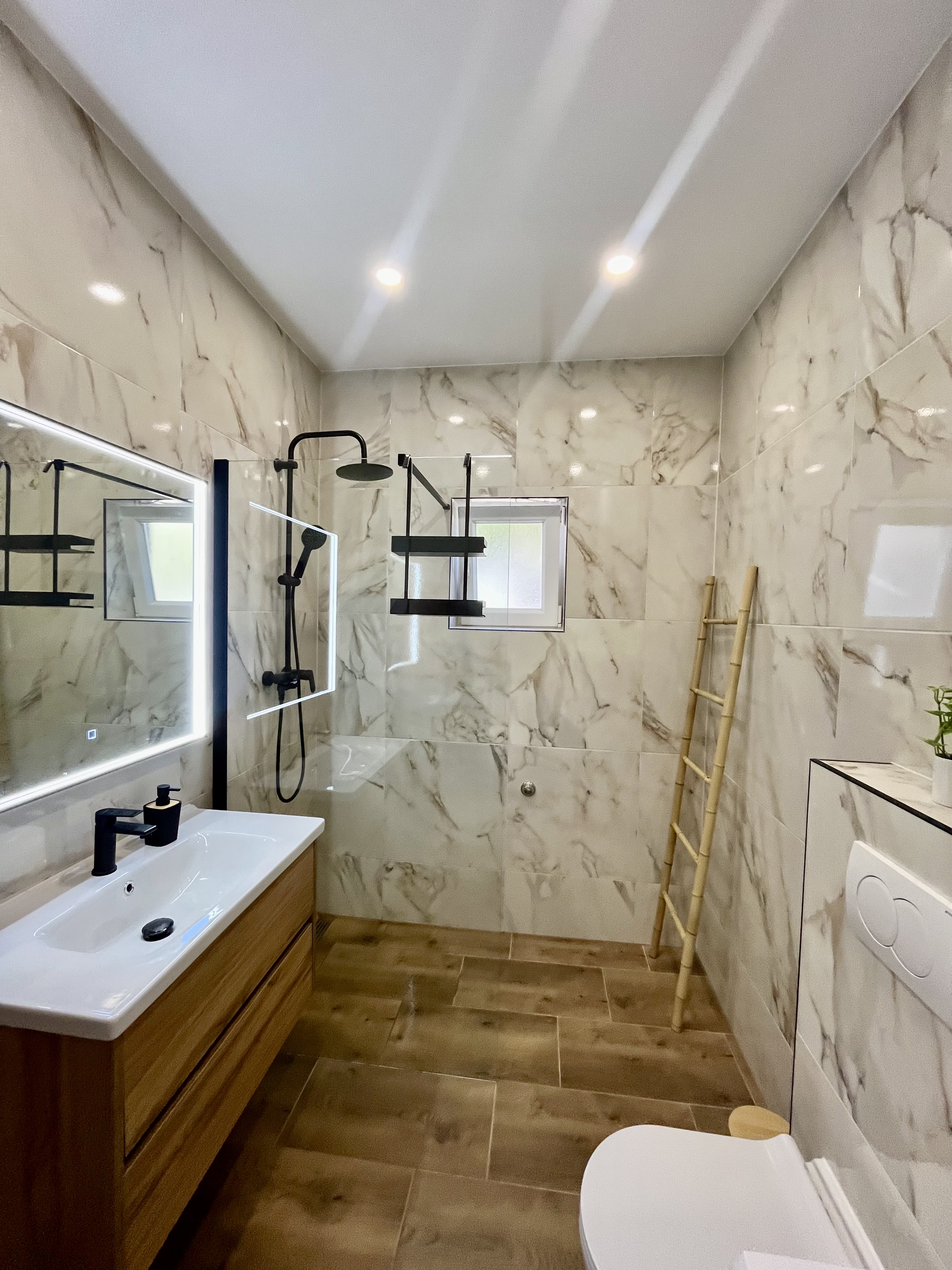 Apartman A2 – kupaonica